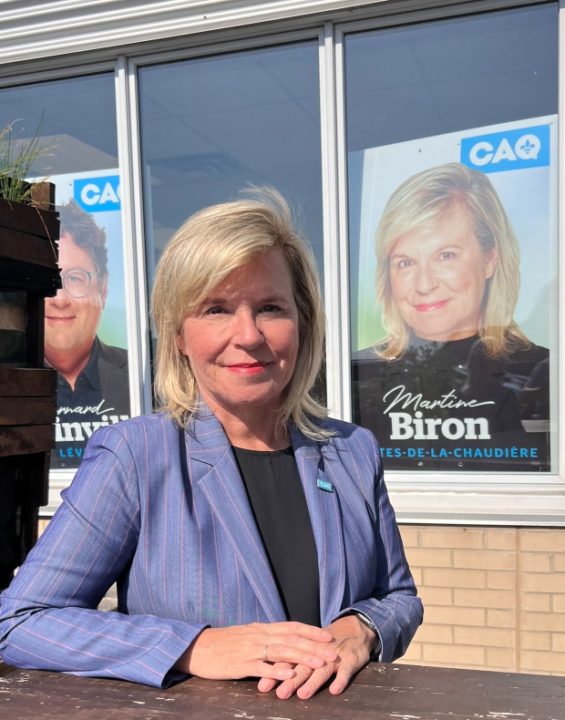 Québec appuie la rénovation des cours de trois écoles lévisiennes